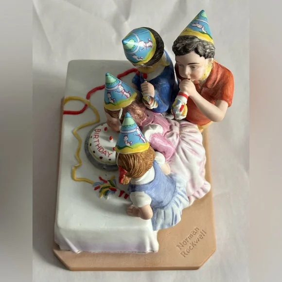 Vintage Norman Rockwell “The Birthday Party” Figurine - Picture 5 of 9